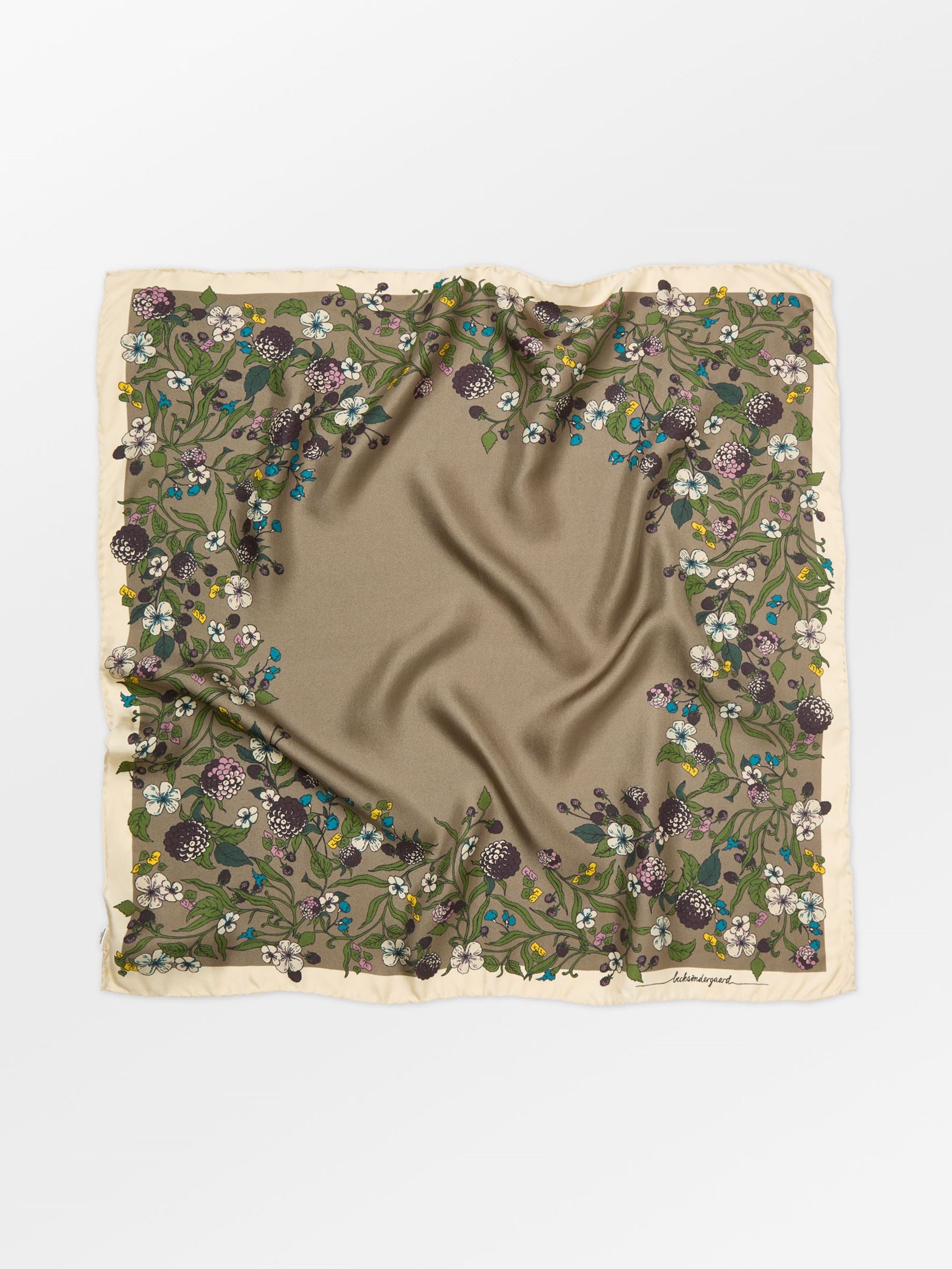 Autumn Blackberry Sia Scarf OneSize BeckSöndergaard