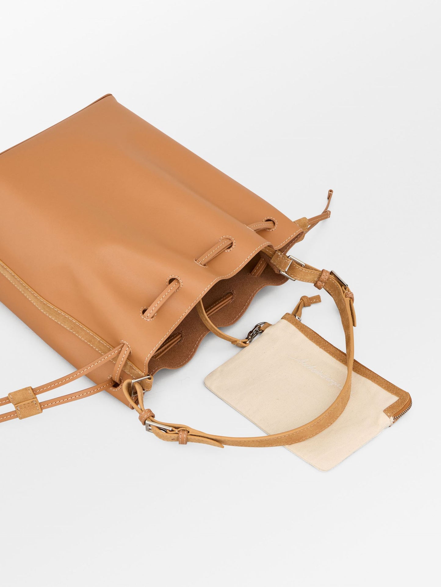 Smooth Bucket Bag OneSize BeckSöndergaard