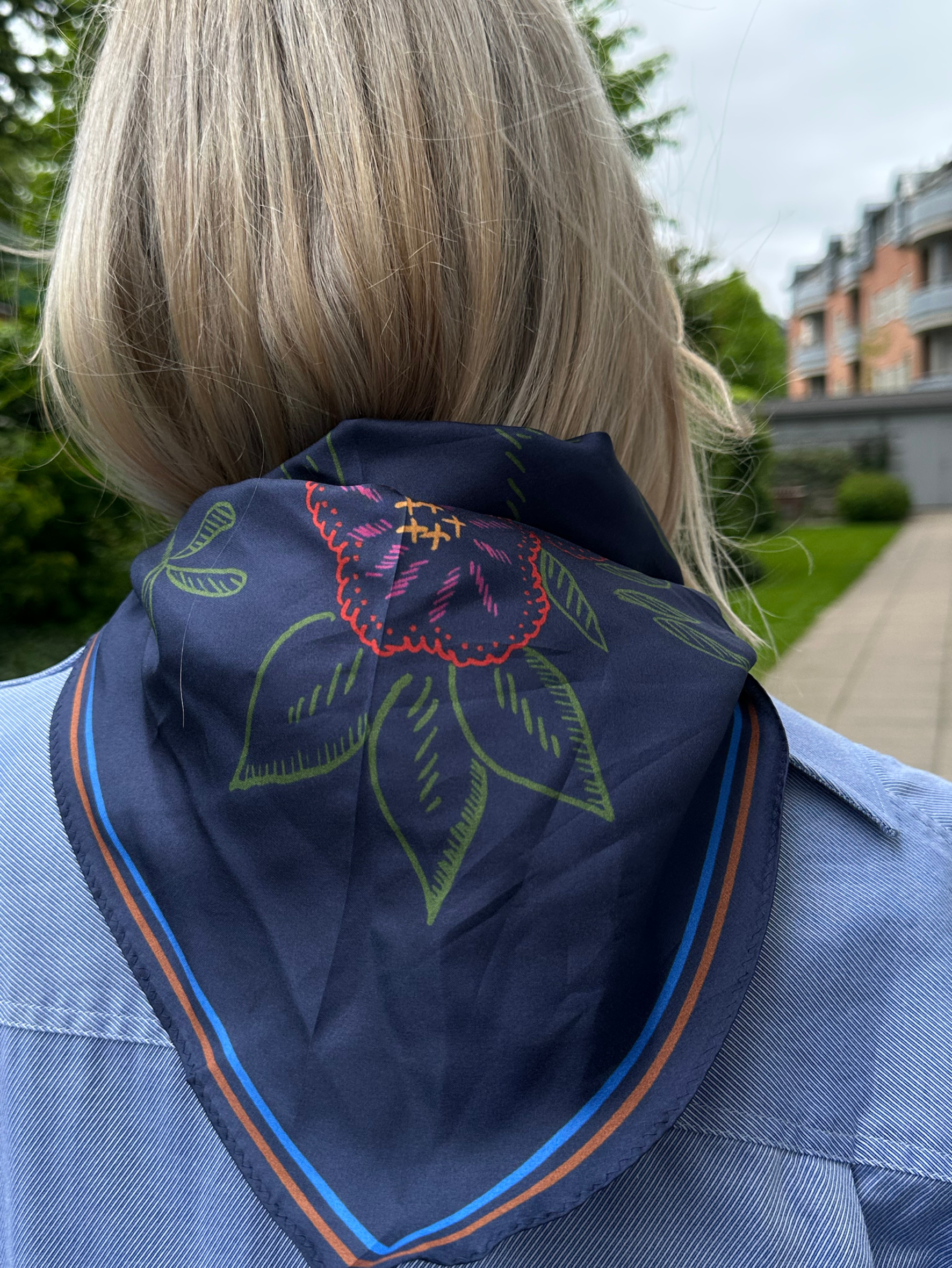 Efloria Triangle Taby Scarf OneSize BeckSöndergaard